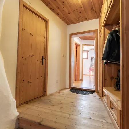 Chasa Curasch Appartement